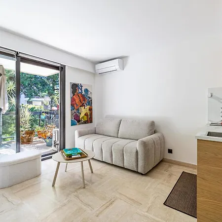 11 Mont - 1-bedroom With Tennis & Pool Appartement *