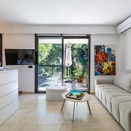 11 Mont - 1-bedroom With Tennis & Pool *